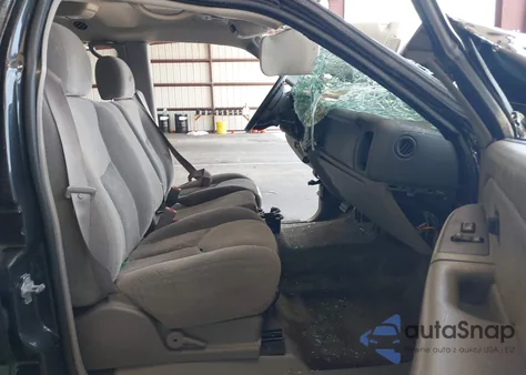 2004 Chevrolet Tahoe Ls из США, поврежденный, VIN 1GNEC13Z44J281790